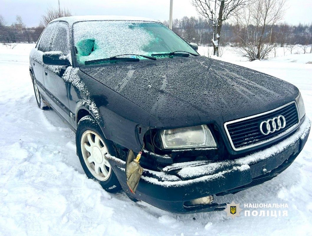 Під Надвірною водій на Audi збив пішохода 1