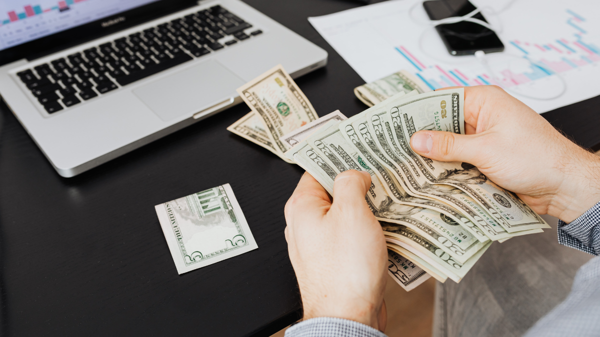 Підприємці з Прикарпаття можуть отримати до 4 тисяч доларів для підтримки бізнесу