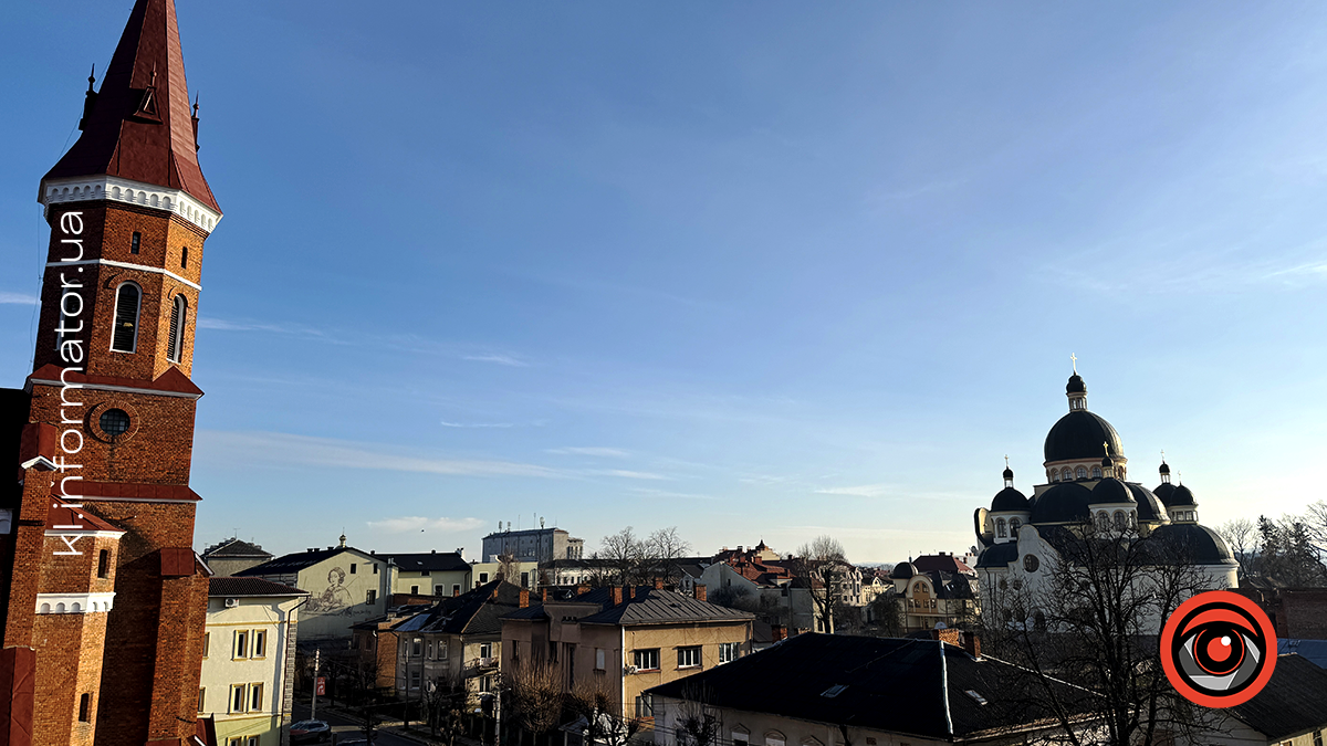Від зимових морозів, до весняного тепла: якою була Коломия в січні 12