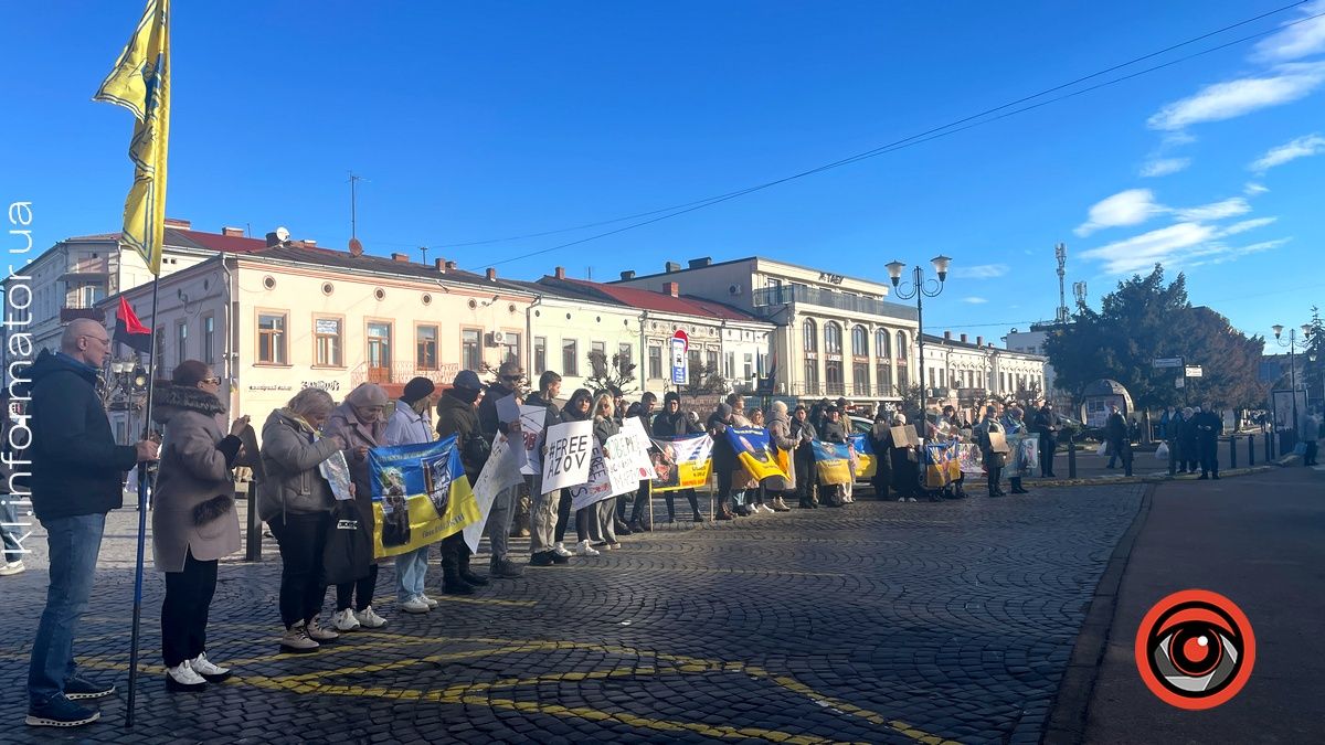 Небайдужі знову зібралися у Коломиї, щоб нагадати про полонених та зниклих безвісти 6