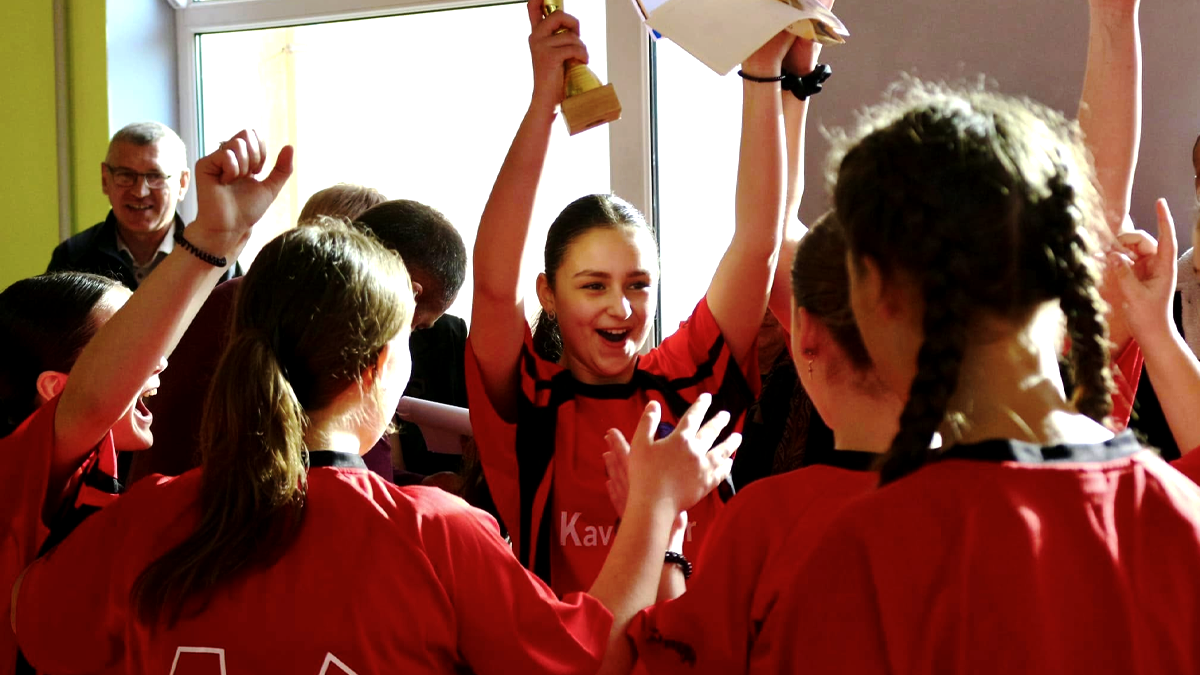 У Іванівецькому ліцеї відкрили оновлений спортзал 4