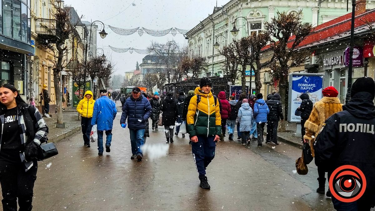 Коломия під сніжними пелюстками: фоторепортаж з вулиць міста 11
