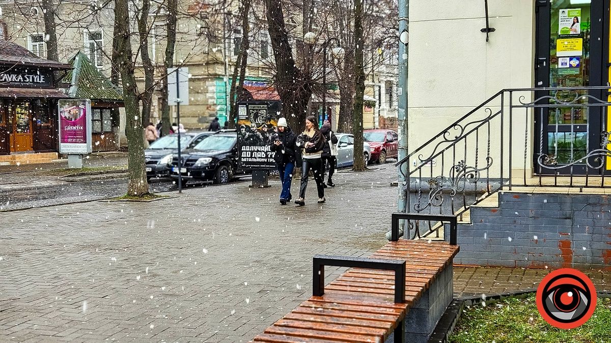 Коломия під сніжними пелюстками: фоторепортаж з вулиць міста 17