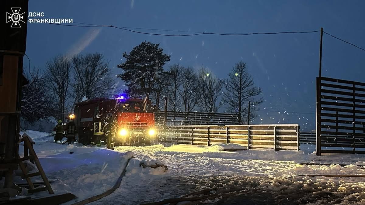 На світанку горіла школа на Івано-Франківщині 1