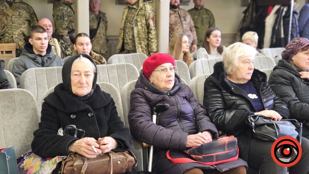 Щодо хамської поведінки жупанського коломийські депутати звернулися... до громади 3