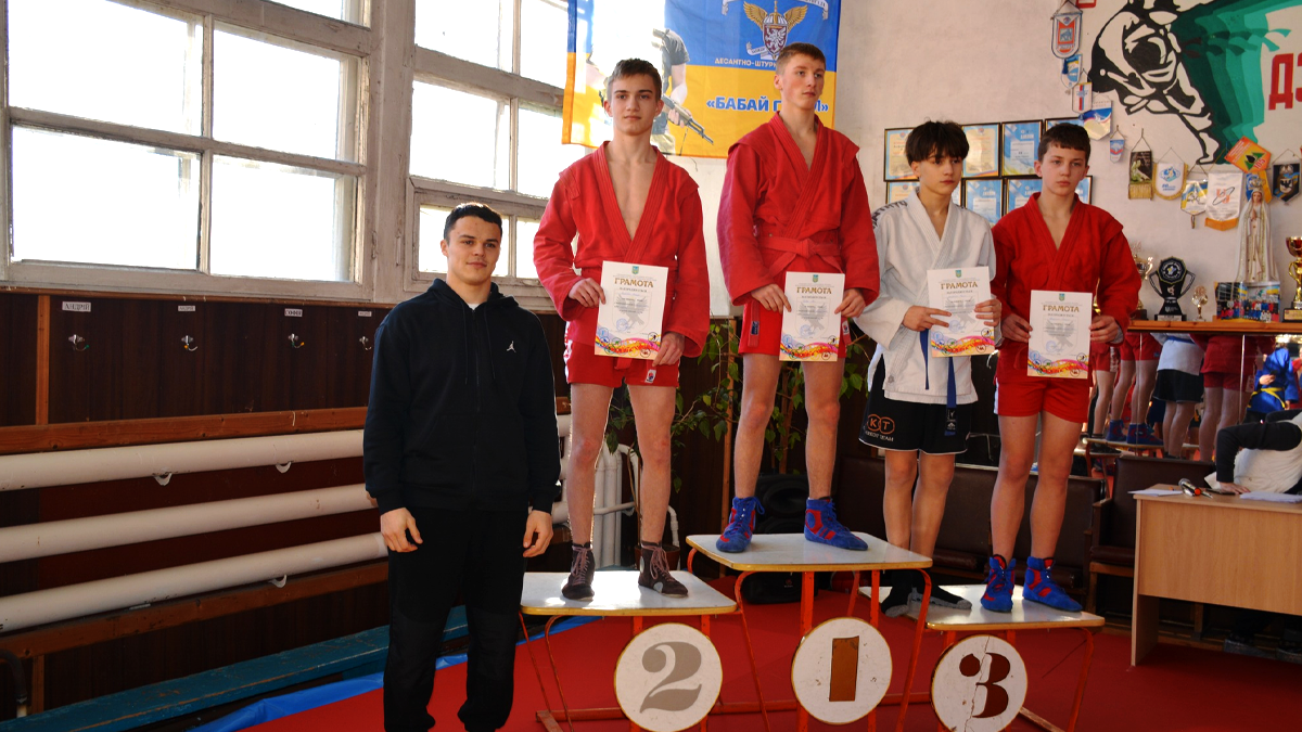 У Надвірній пройшов Чемпіонат області з боротьби самбо 4