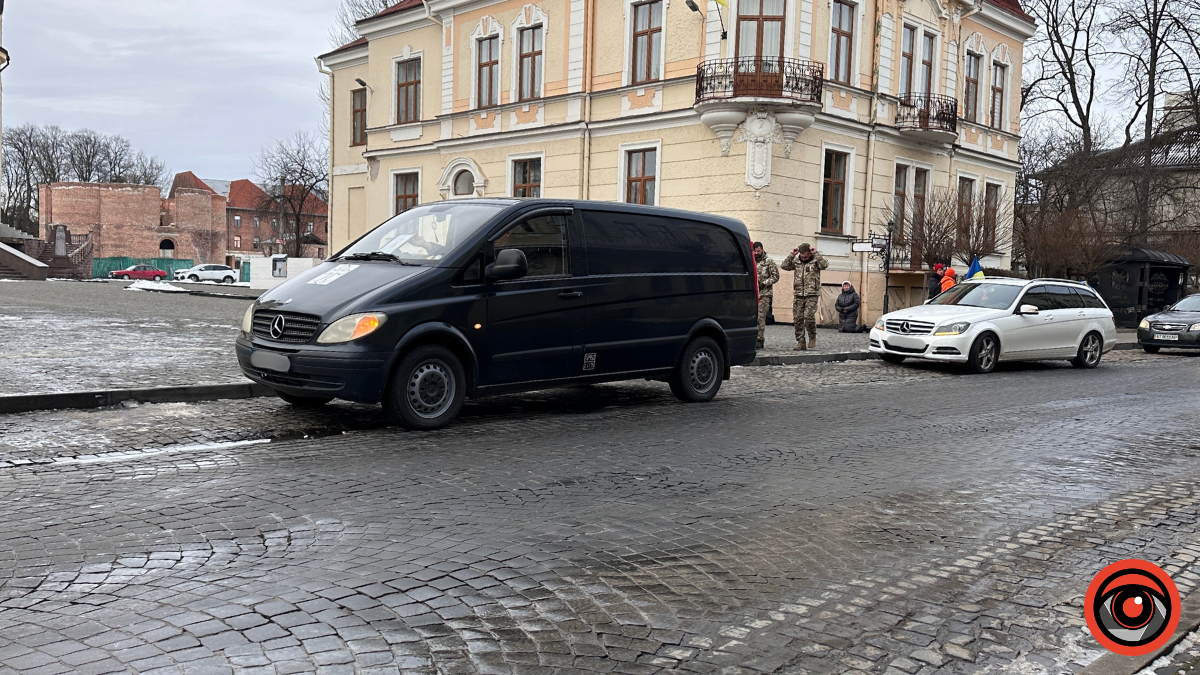 До Коломиї назавжди повернувся полеглий Герой Віталій Фестрига 1