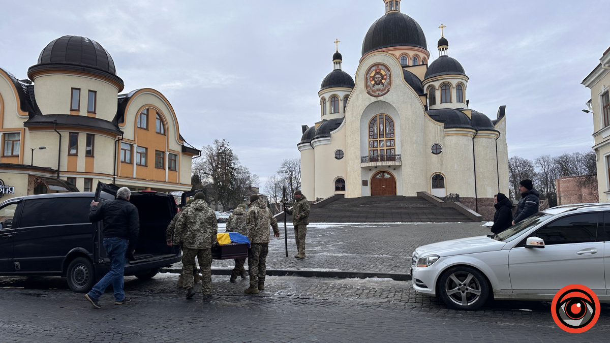 До Коломиї назавжди повернувся полеглий Герой Віталій Фестрига 4