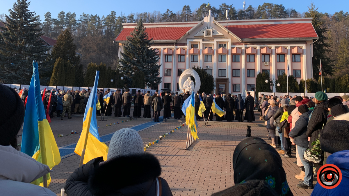 До Косова прибув кортеж Героя-Максима Ємця 1