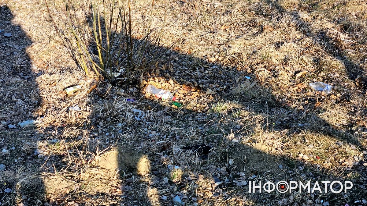 Насвинячити на Замчищі: що коломияни полишали в рекреаційній зоні 2