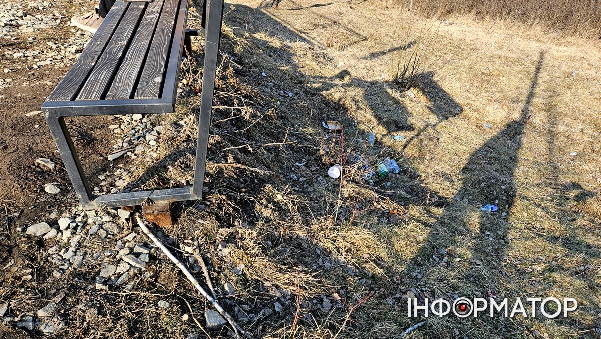 Насвинячити на Замчищі: що коломияни полишали в рекреаційній зоні 4