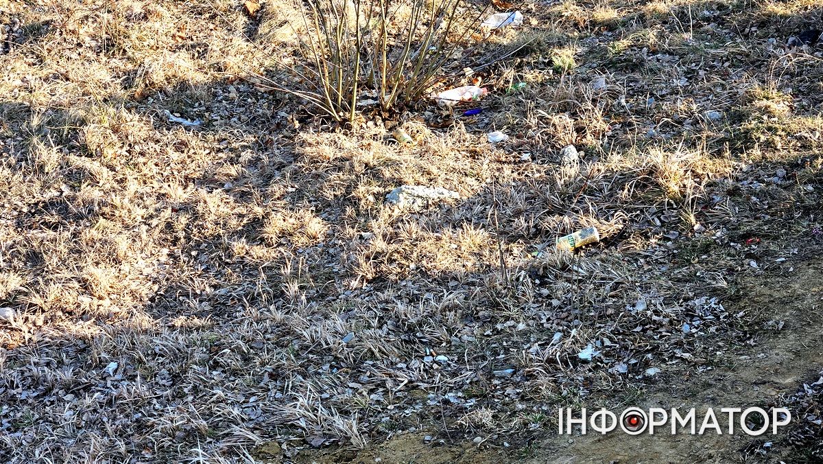 Насвинячити на Замчищі: що коломияни полишали в рекреаційній зоні 8