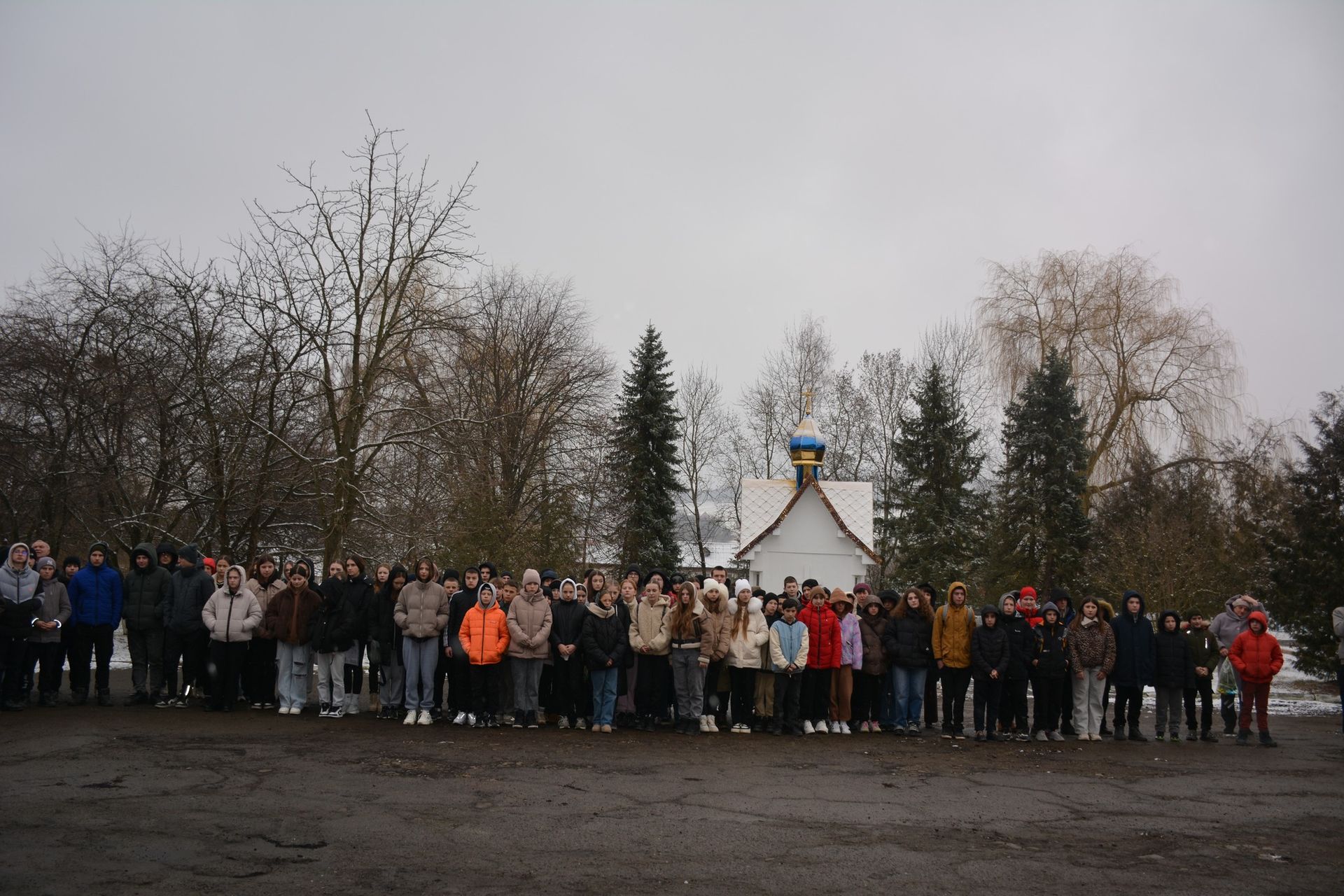 На Надвірнянщині відкрили пам'ятну дошку померлому воїну Василю Гаврилюку 2