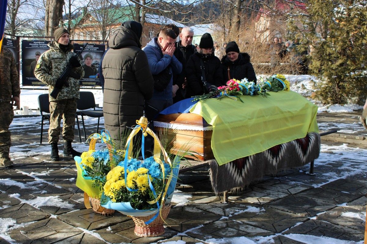 Верховина віддала шану молодому Герою Дмитру Зінов'єву 5