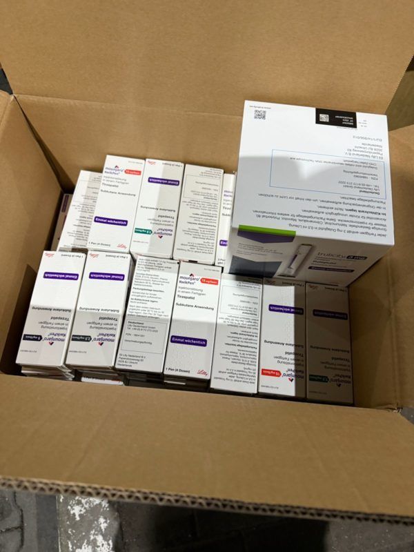 Митники виявили незаконно перевезені ліки, серед них препарати російського походження 1