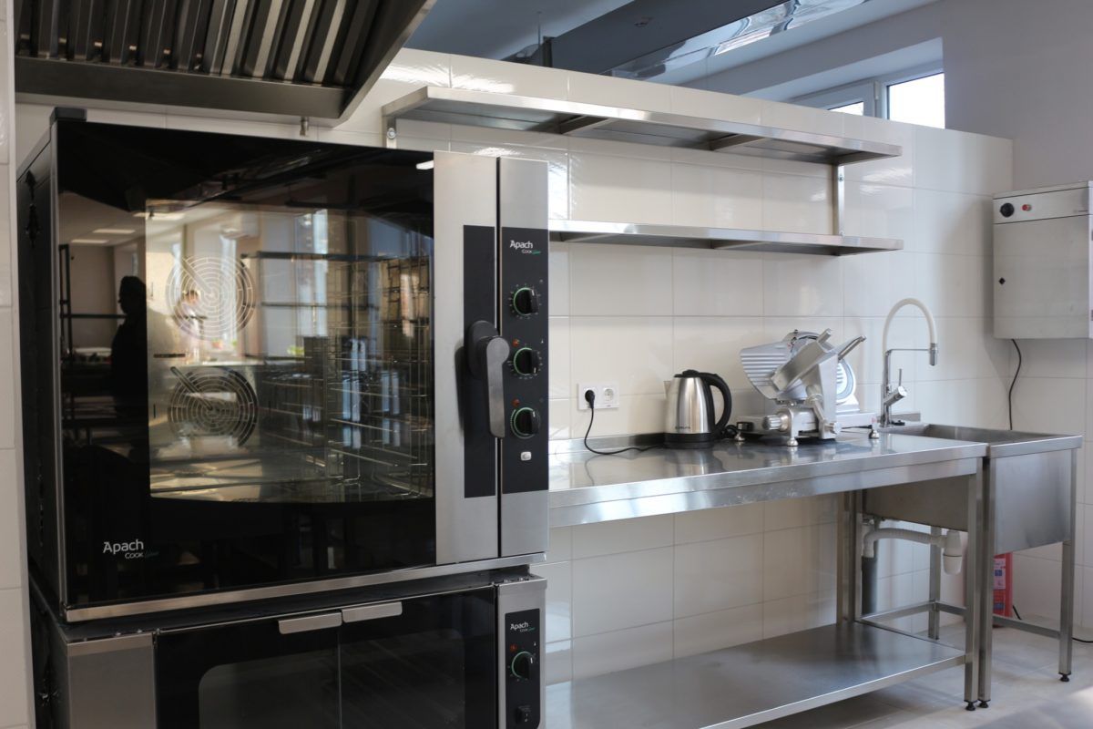 У двох навчальних закладах Коломиї оновили харчоблоки 3