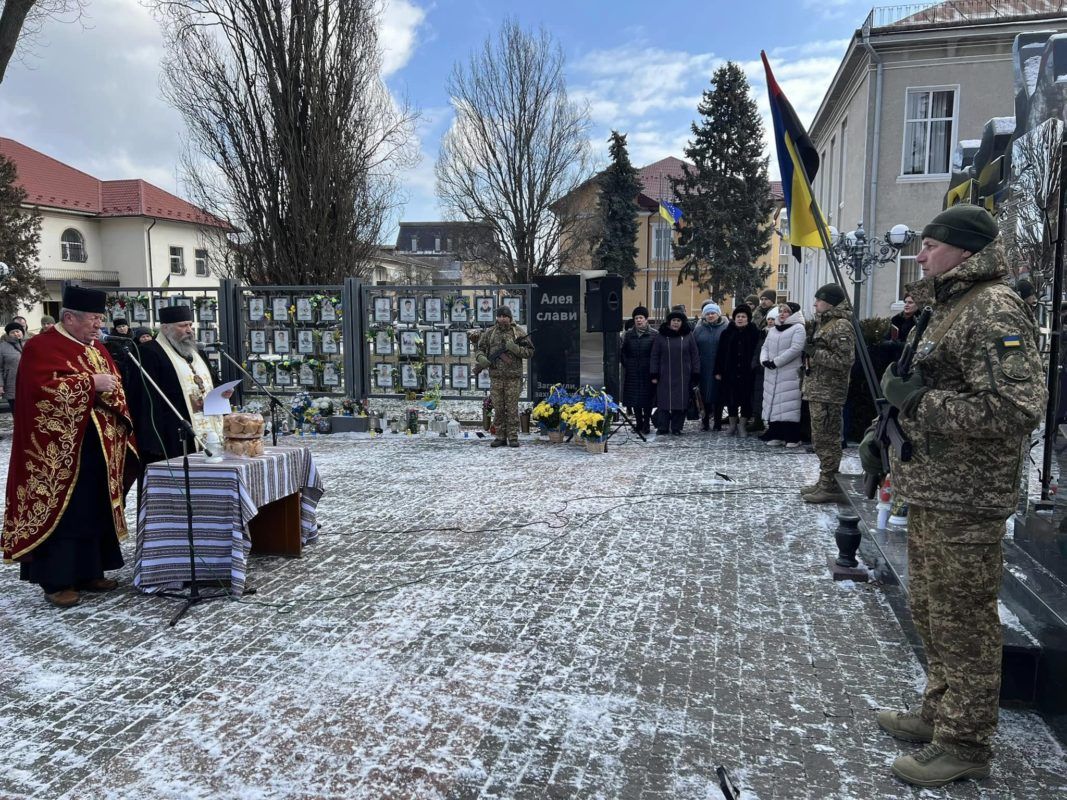 У Городенці вшанували пам'ять Героїв Небесної Сотні 3