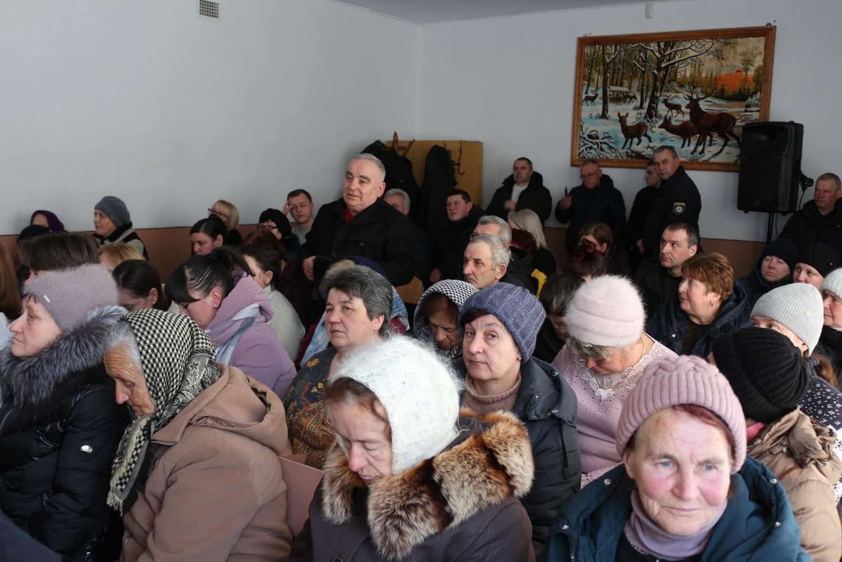 Про які зміни у Товмачику звітувала місцева влада перед громадою 3