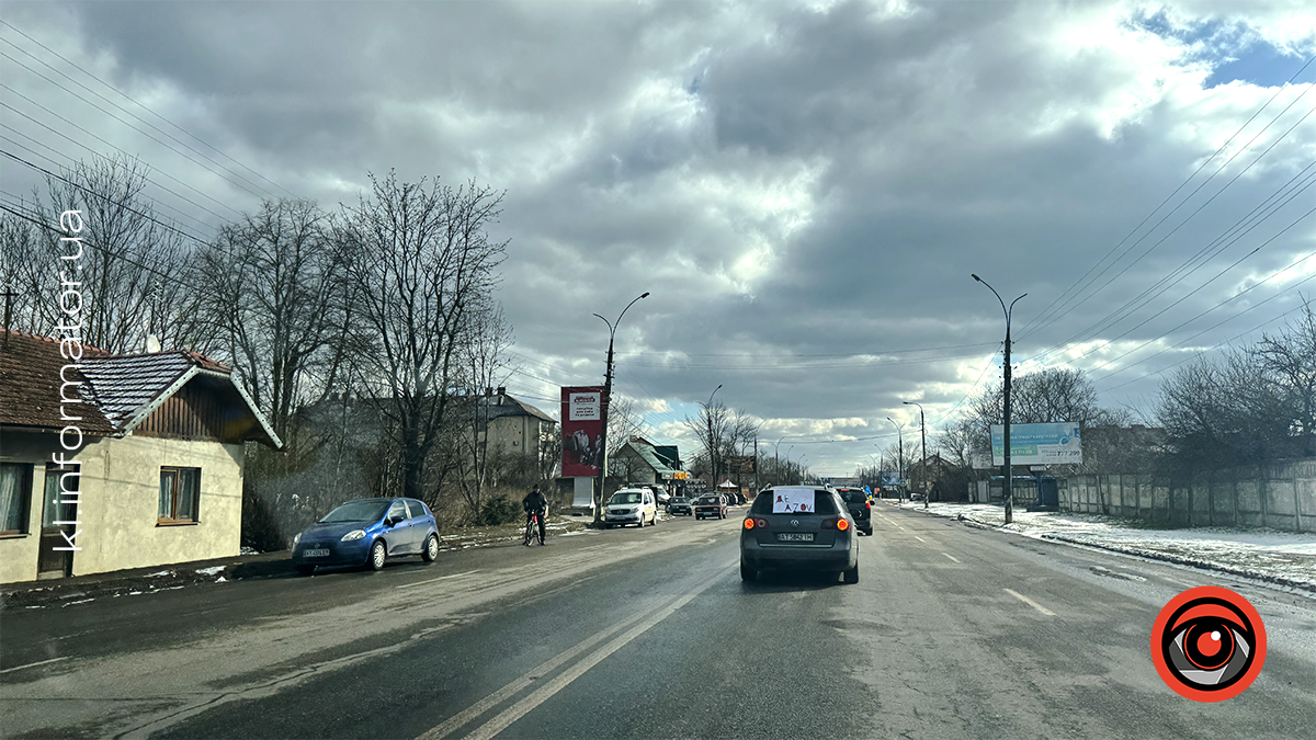 У Коломиї відбувся автопробіг на підтримку військовополонених 6