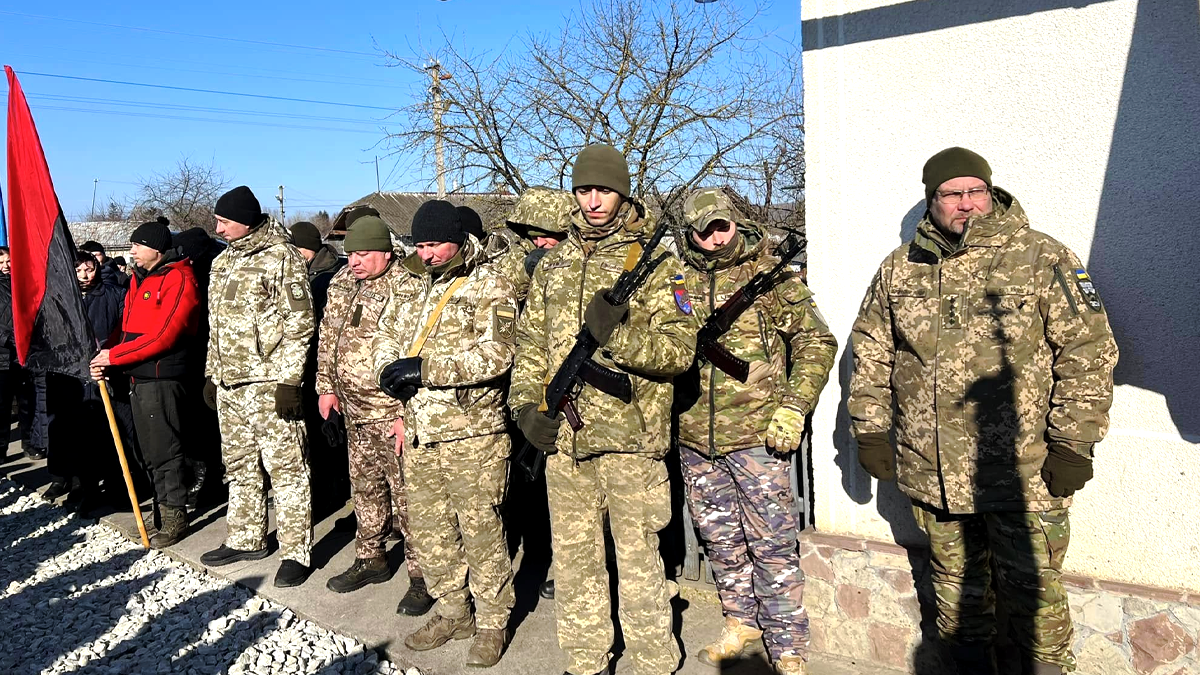 На Городенківщині попрощалися з воїном Юрієм Яринським 3