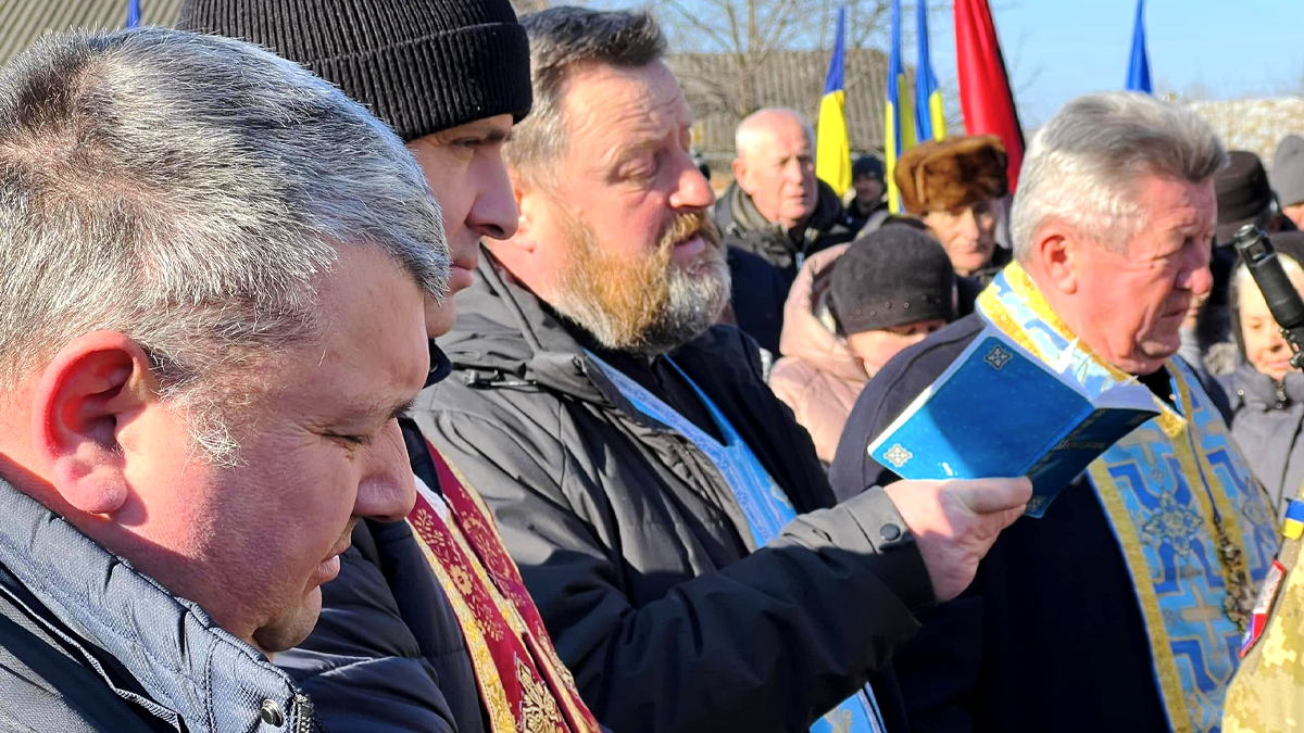 На Городенківщині попрощалися з воїном Юрієм Яринським 6