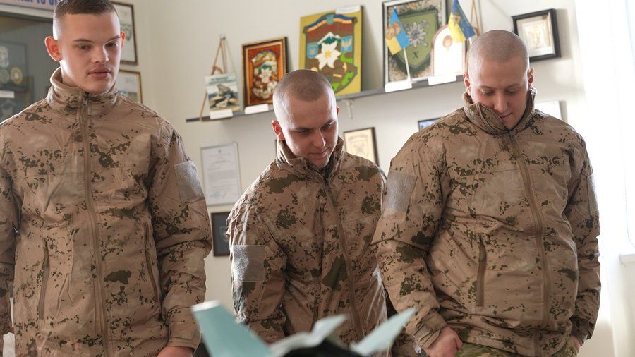 Контракт 18-24: перші добровольці вже доєдналися до коломийської «десятки» 1