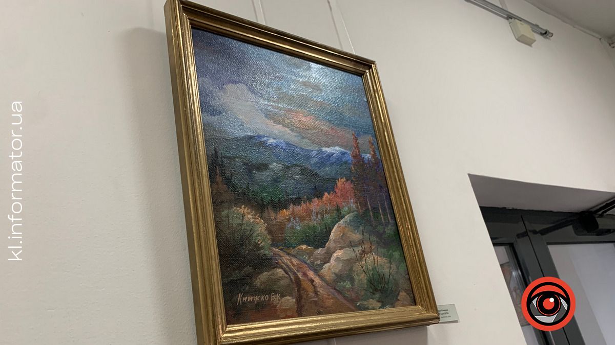 "Крізь призму серця і душі": виставку живопису відкрили в Коломиї 11