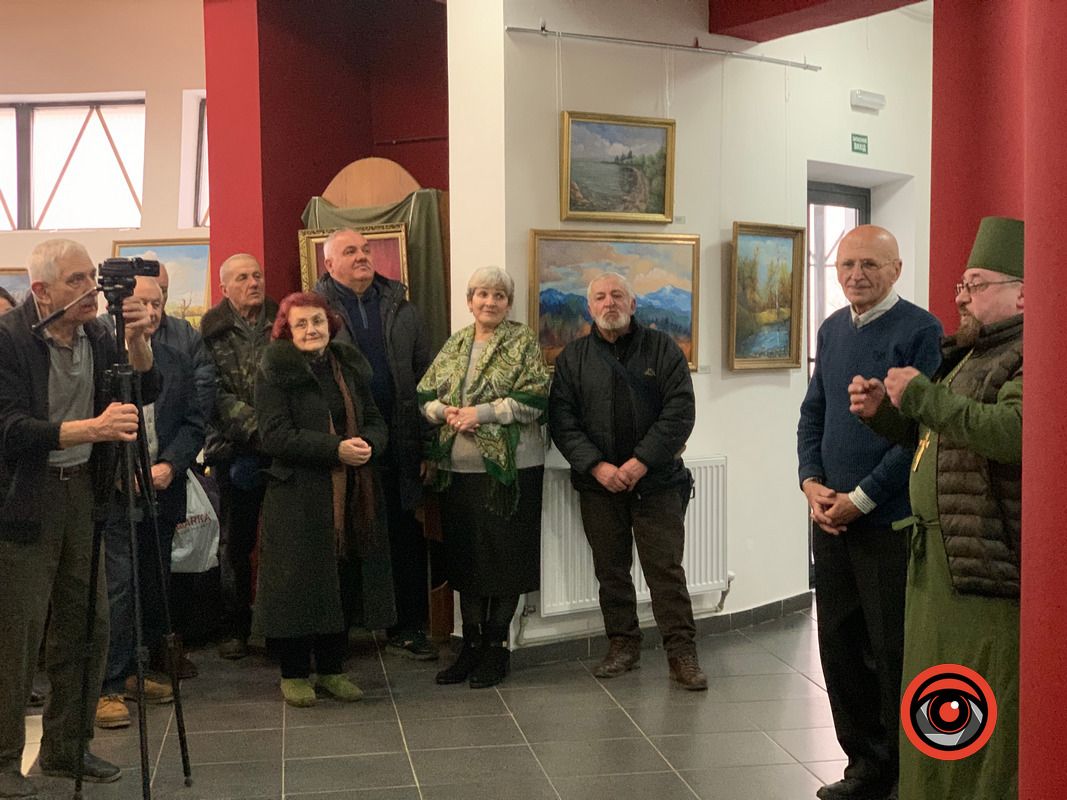 "Крізь призму серця і душі": виставку живопису відкрили в Коломиї 6