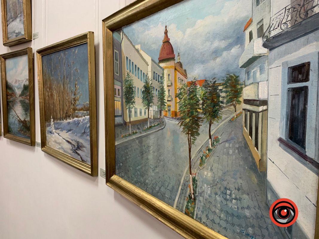 "Крізь призму серця і душі": виставку живопису відкрили в Коломиї 4