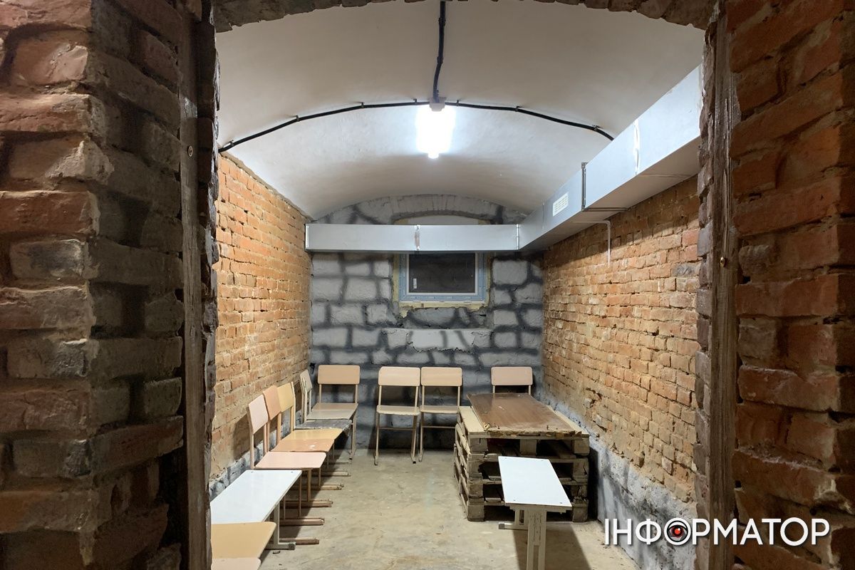 Як виглядає укриття в Косівському ліцею 11