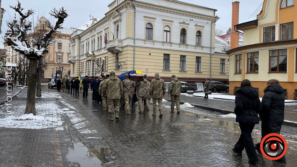 У Коломиї знайшов свій вічний спочинок Герой Євген Павлідіс 4