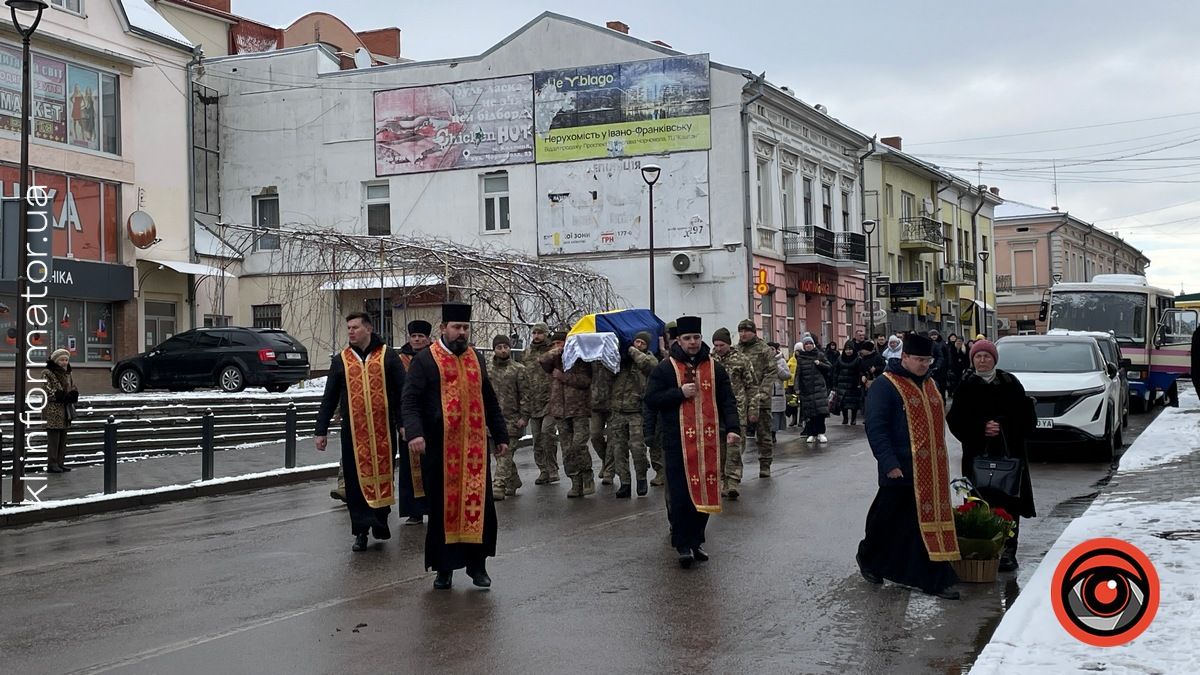 У Коломиї знайшов свій вічний спочинок Герой Євген Павлідіс 11