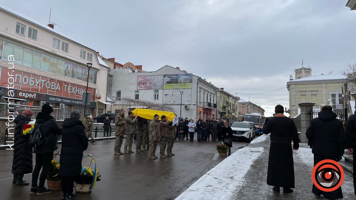 У Коломиї знайшов свій вічний спочинок Герой Євген Павлідіс 12