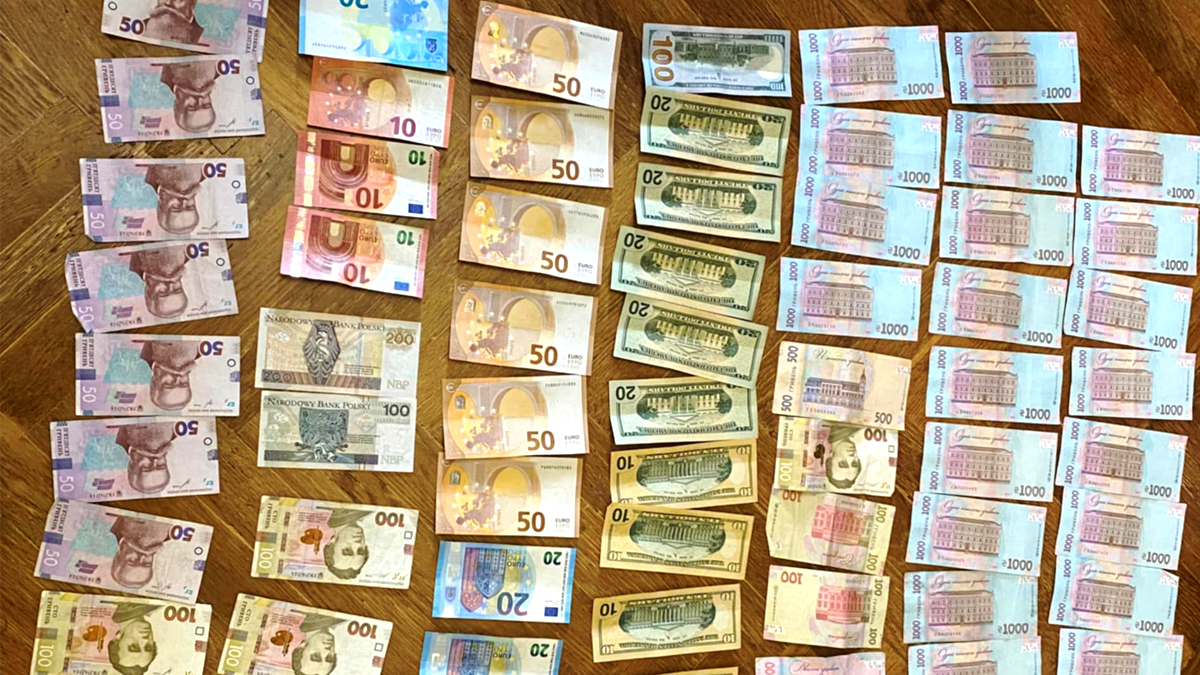 На Прикарпатті з чотирьох нарколабораторій вилучили більш ніж 25 кг канабісу, вартістю понад 16 млн грн 4