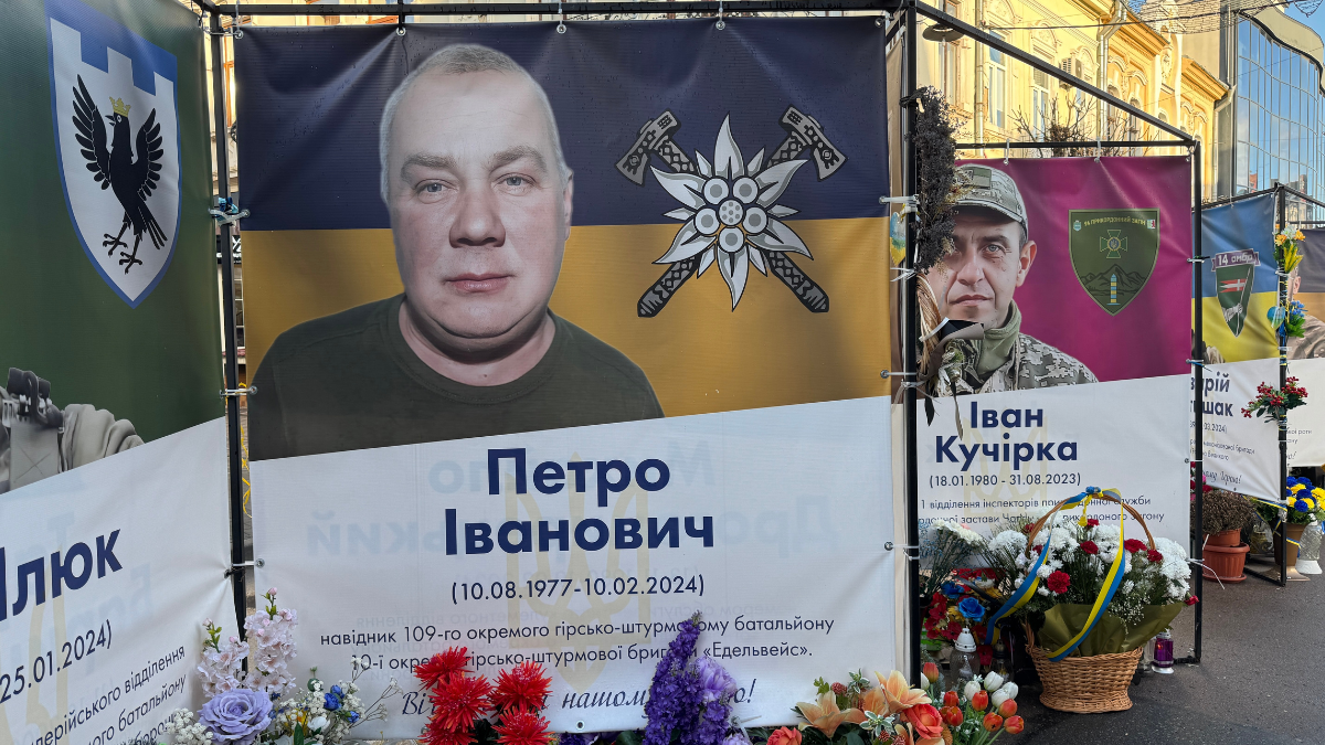 Незабуті: минув рік з дня загибелі "едельвейса" Петра Івановича