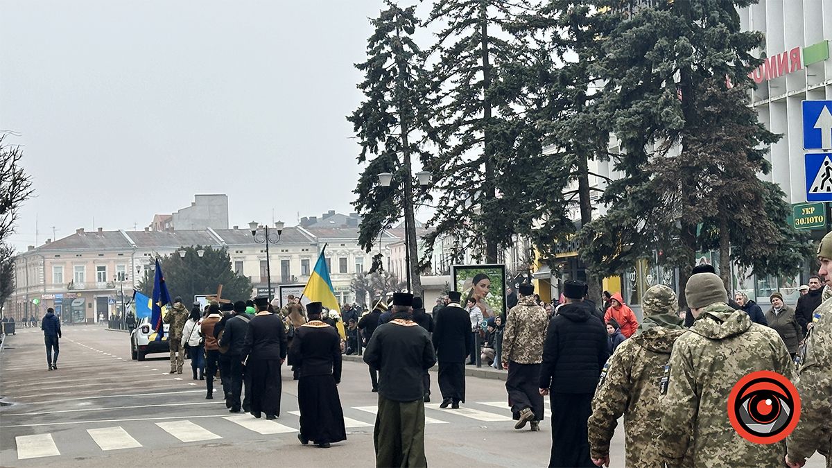 Незабуті: минув рік з дня загибелі відважного воїна та Героя Назарія Гнатишака 2