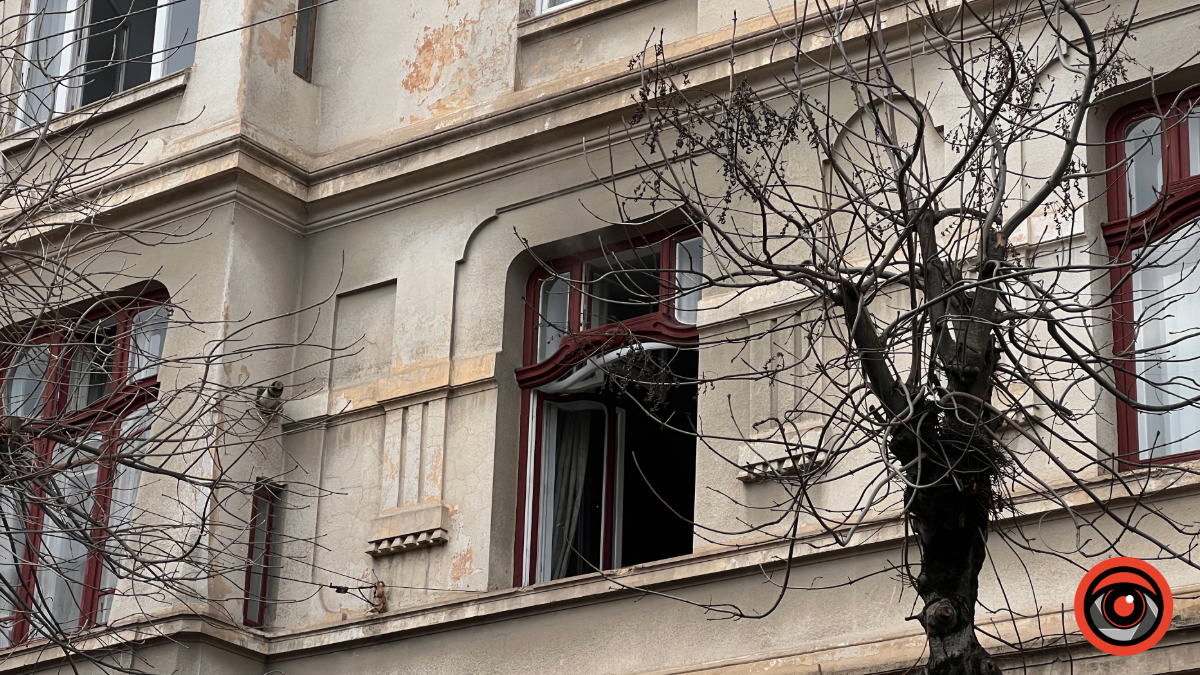 У центрі Івано-Франківська палала квартира. Попередньо повідомляють про двох загиблих жінок | ОНОВЛЕНО! 1