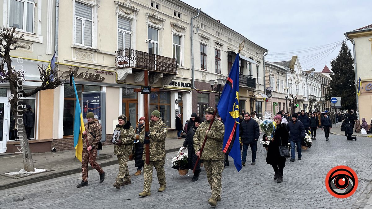 Коломия попрощалася із Героєм Русланом Возним 10