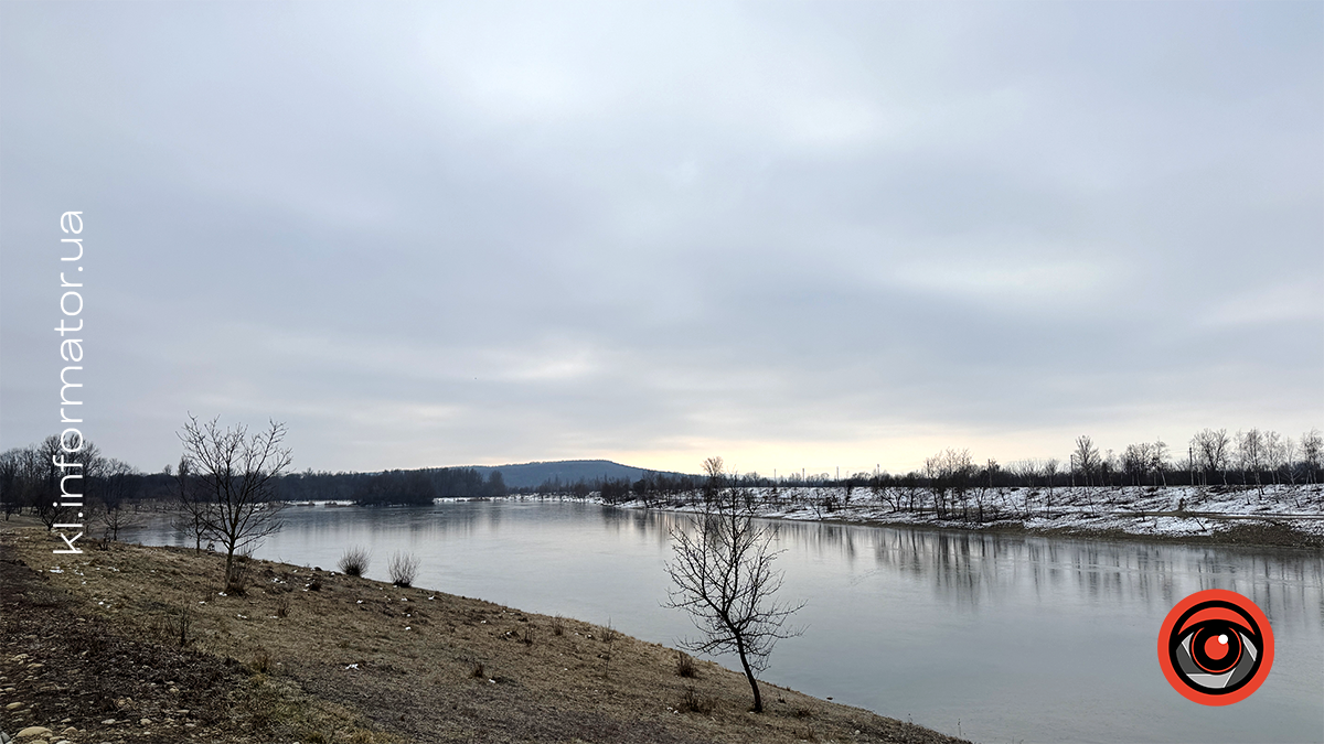 Морозний ранок на Шевченківському озері: фоторепортаж з Коломиї 9