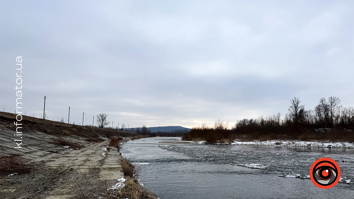 Морозний ранок на Шевченківському озері: фоторепортаж з Коломиї 13