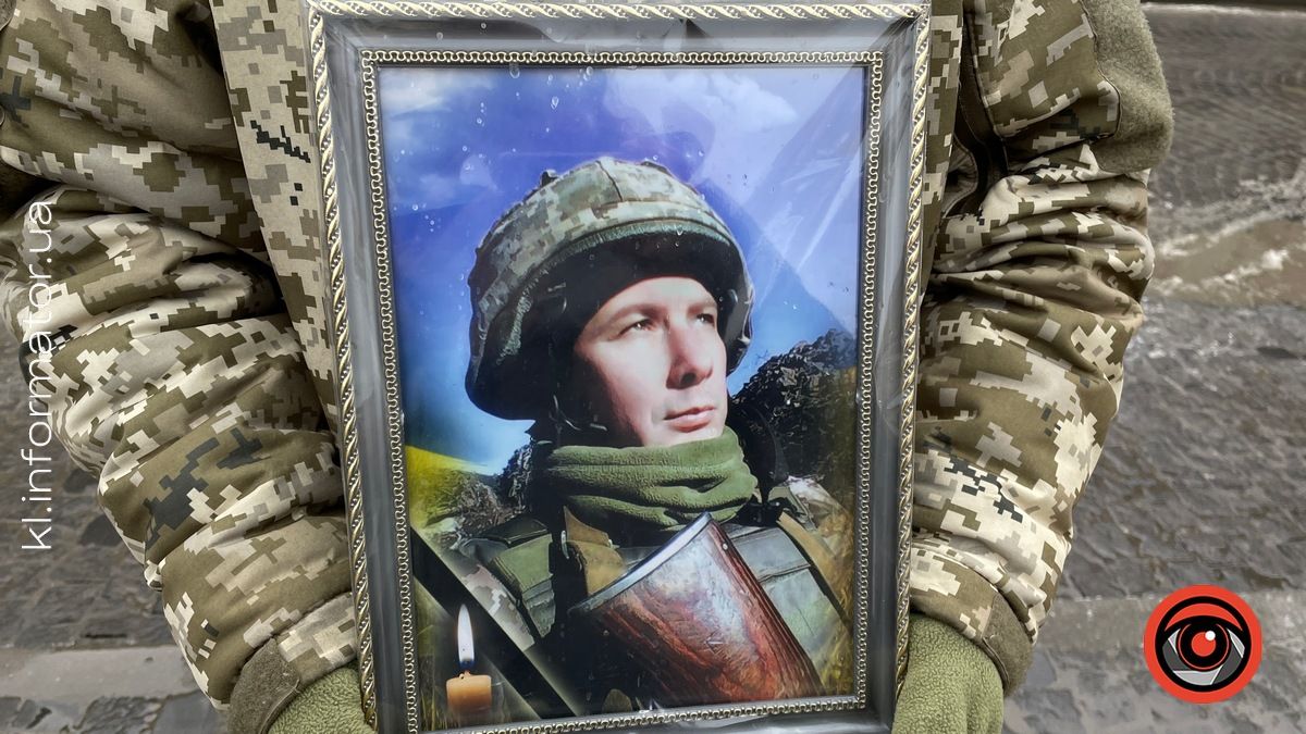 У Коломиї знайшов свій вічний спочинок Герой Євген Павлідіс 1