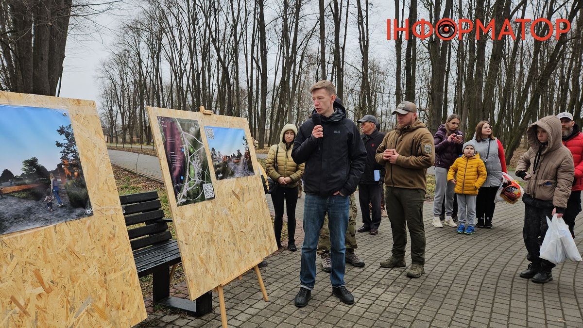 Алея добровольців у Коломиї поповнилась молодими дубами, а крім того цей день відзначили іншими спортивно-масовими заходами 8