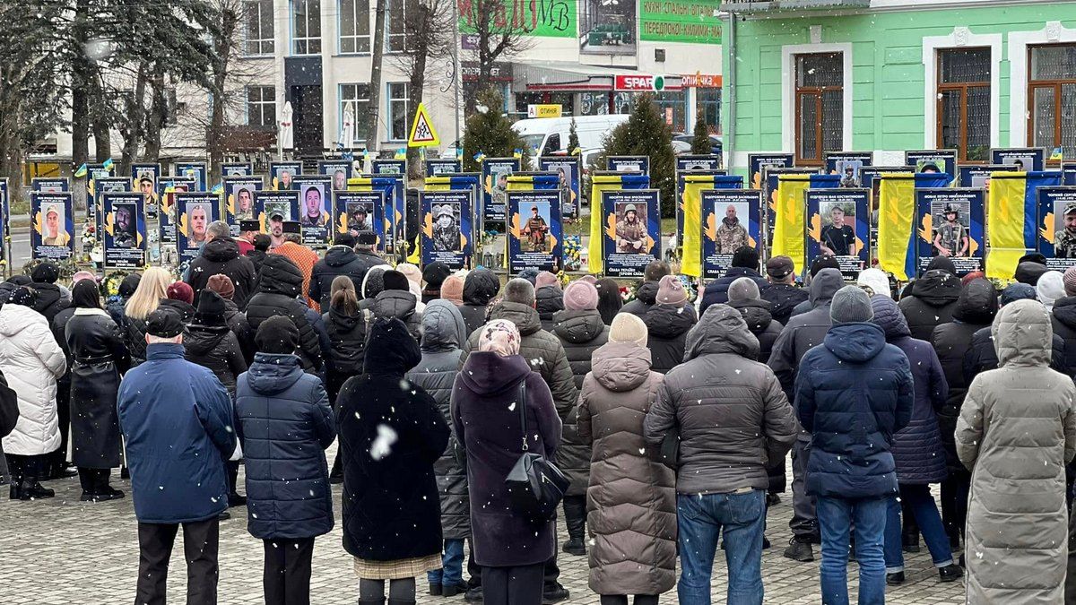 Алея пам'яті в Отинії поповнилася новими іменами та портретами полеглих воїнів 2