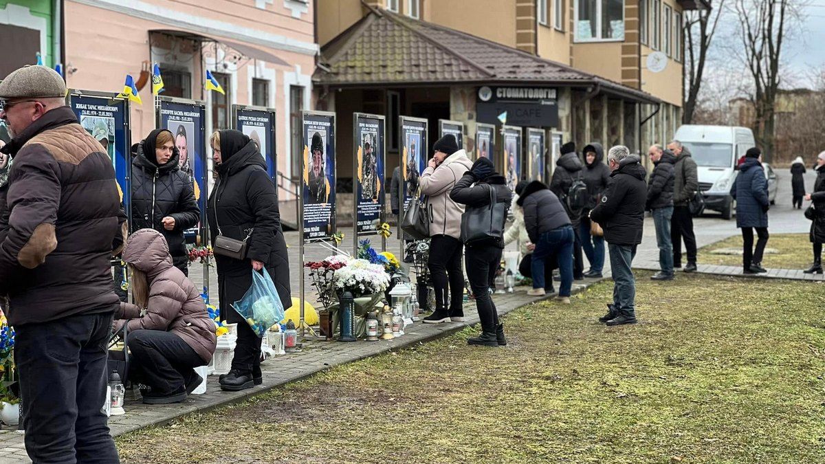 Алея пам'яті в Отинії поповнилася новими іменами та портретами полеглих воїнів 6