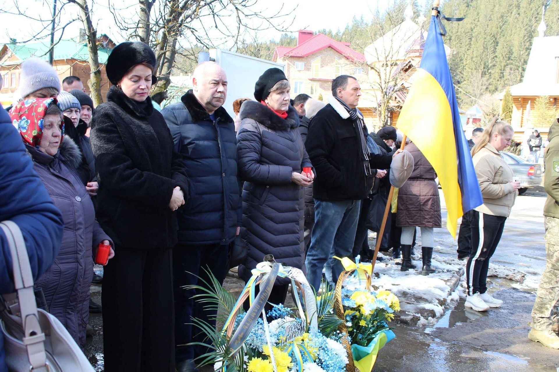 До Верховини навіки повернувся полеглий Герой Іван Сорохан 2