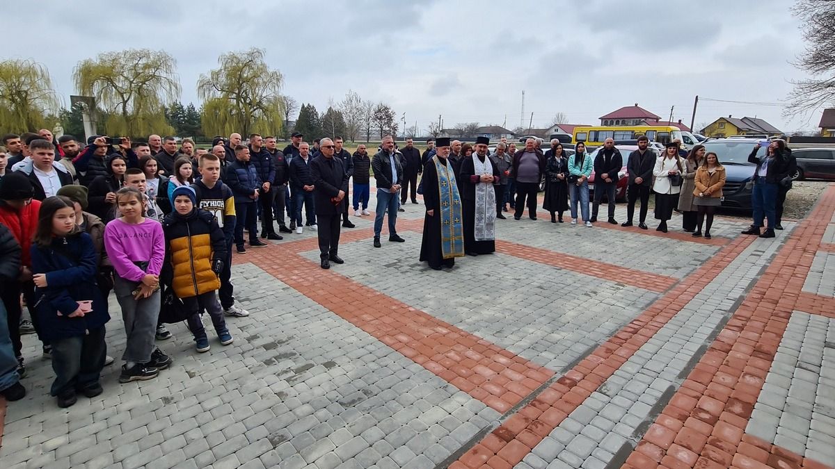 На Снятинщині відкрили новий спортивний зал для борців ММА 7