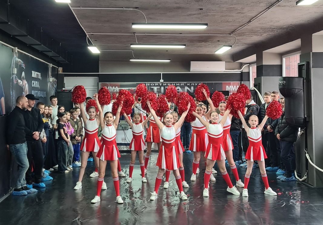 На Снятинщині відкрили новий спортивний зал для борців ММА 6