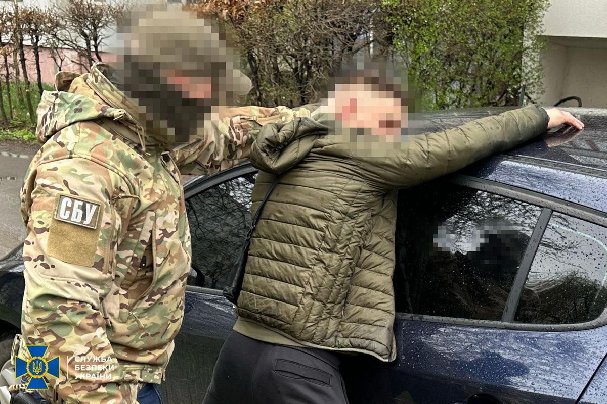 Рекет вибивав молотком данину з мобілізованих і онкохворих. Банда діяла на Прикарпатті, Буковині й Хмельниччині 2