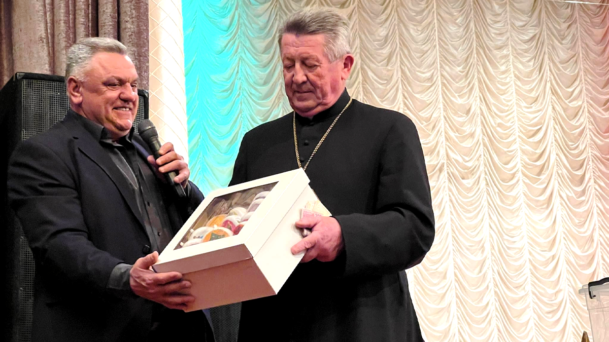 На Городенківщині пройшов благодійний аукціон на підтримку ЗСУ 7