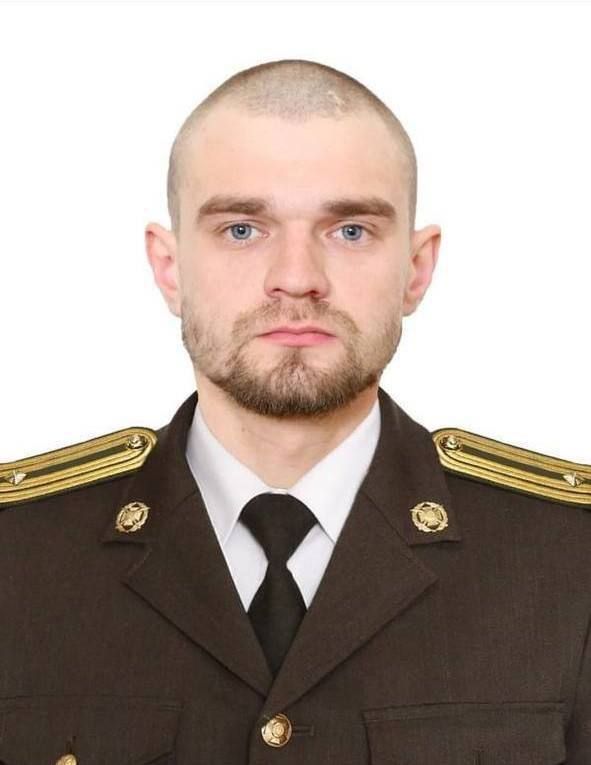 Сильно любив Україну: на Коломийщині попрощалися із Героєм Романом Костюком 2